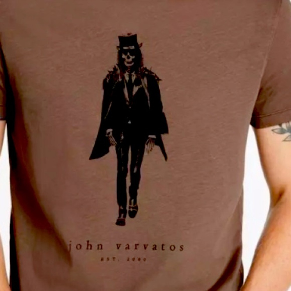 NWT! JOHN VARVATOS Walking Dead Designer Men’s Tee Shirt Short Sleeve Brand New!